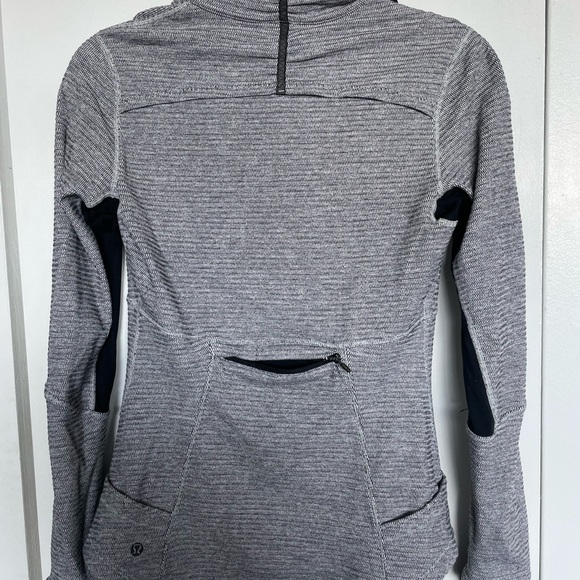 Lululemon Jacket - Picture 5 of 6
